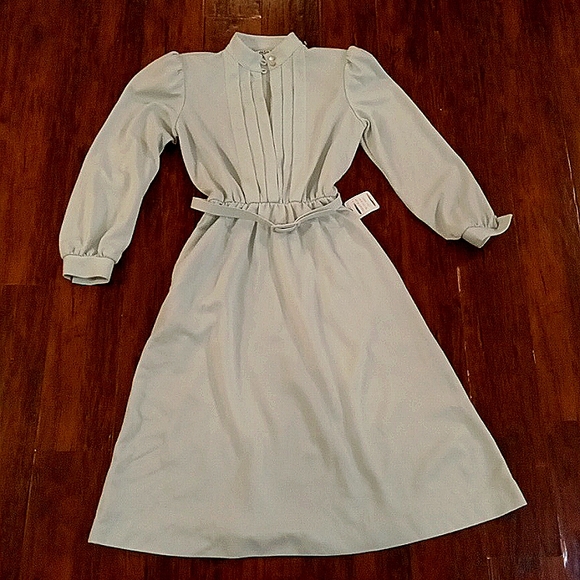 Sunshine Valley Vintage Mock neck with Shoulder Pads Midi Dress in Mint Size 4 - Picture 1 of 8